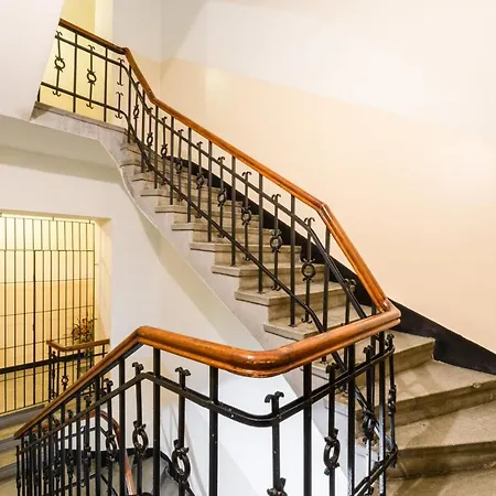 Apartment Old Town P&o Serviced